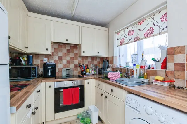 Laithwaite Close, Leicester, LE4, photo 3