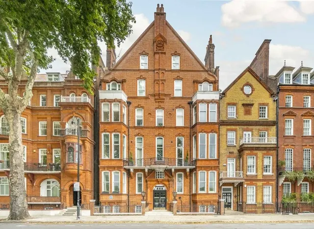 Chelsea Embankment, Chelsea, SW3, photo 1