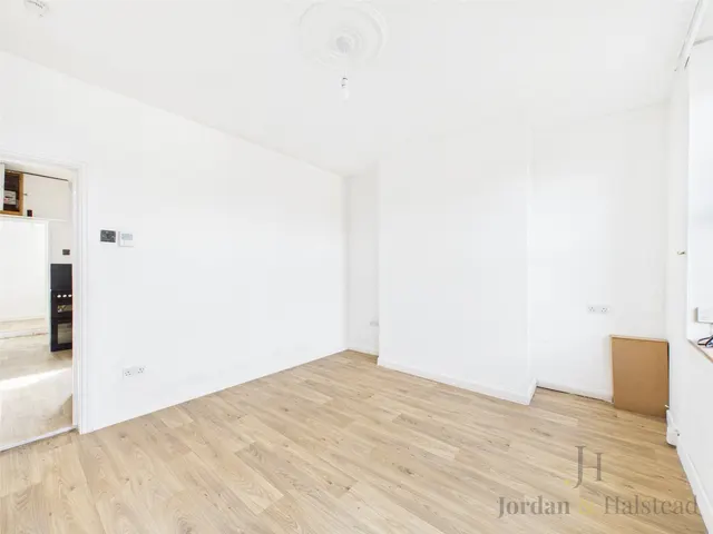 Brynffynnon Terrace, Denbigh, LL16, photo 3