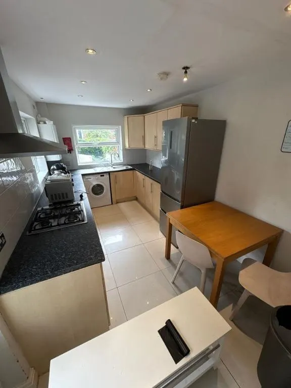 Davenport Avenue, Withington, M20, photo 1
