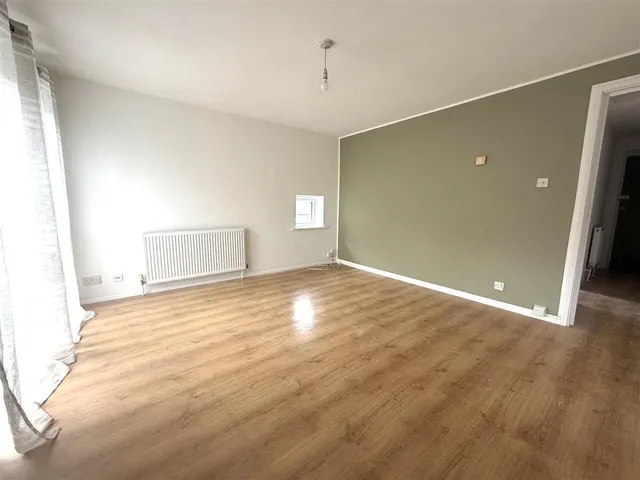Maple Road, Hayes, photo 1