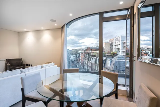 Wilfred Street, London, SW1E, photo 1