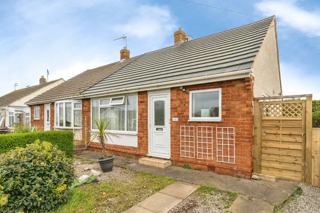 Overton Avenue, Prestatyn, LL19, photo 1