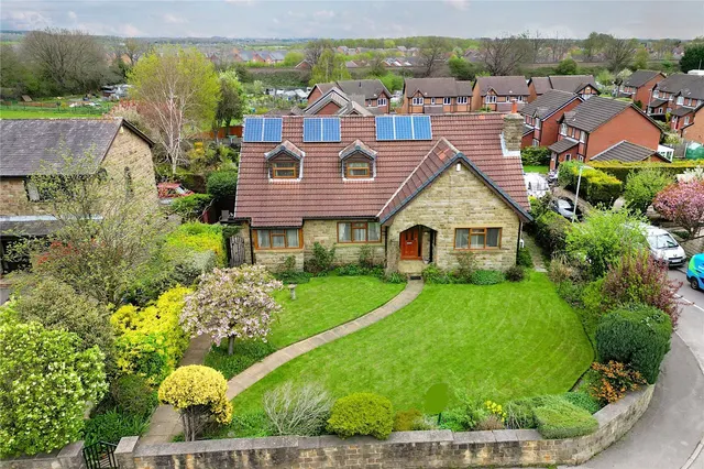 Leeds Road, Methley, LS26, photo 1