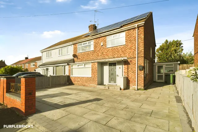 Byron Close, Prenton, CH43, photo 1