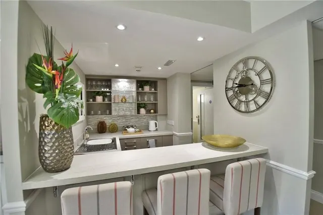 High Meadow Road, Birmingham, B38, photo 3