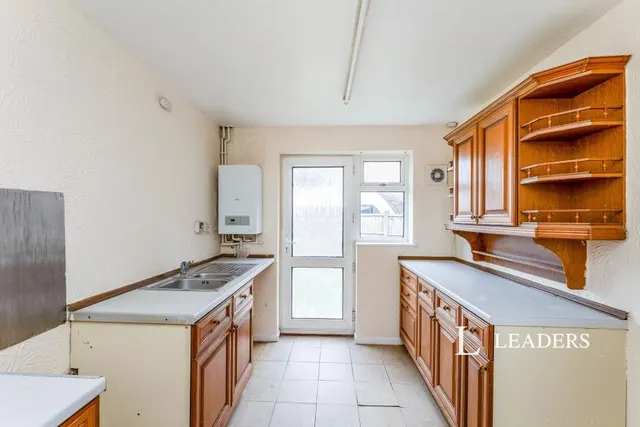 Yewdale Drive, Whitby, CH66, photo 3