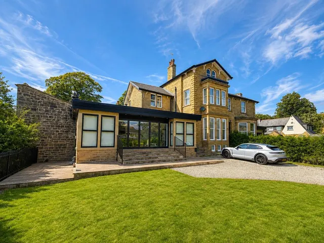 Woodlands Drive, Apperley Bridge, BD10, photo 1