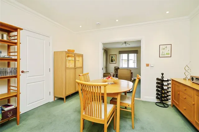 Forest Grove, Burford, OX18, photo 3