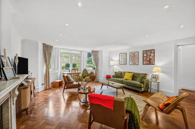 Buckland Crescent, Belsize Park, NW3, photo 1
