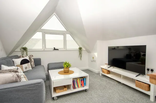 Photo 2 — 117-119 Millbrook Road East, Freemantle, Southampton, Hampshire, SO15 1HQ