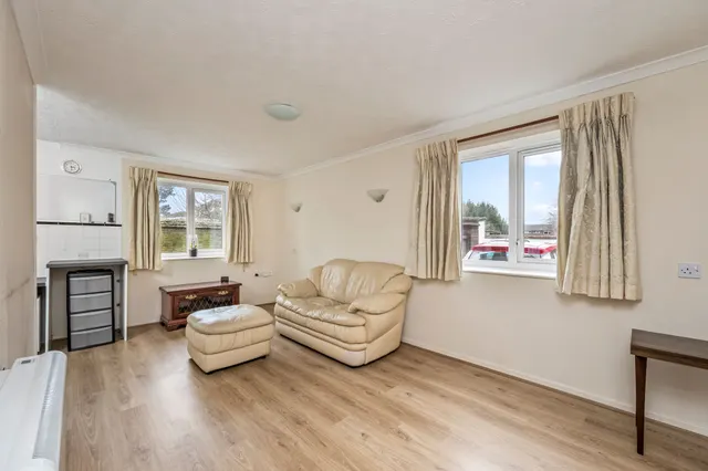 Church Road, Haywards Heath, RH16, photo 2