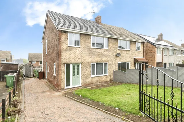 Fieldhead Close, Pontefract, WF8, photo 1