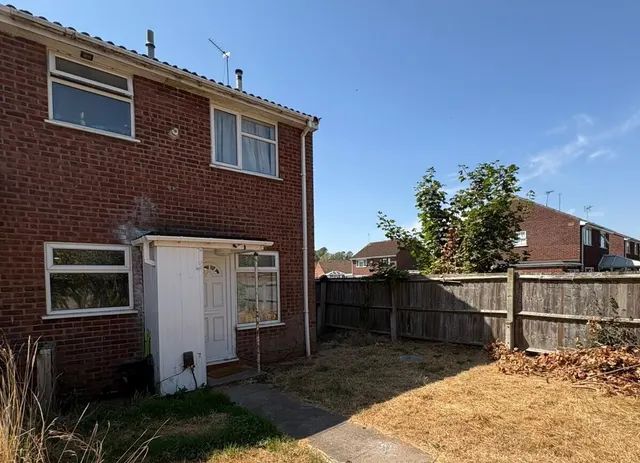 Marholm Close, Pendeford, WV9, photo 1