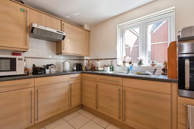Photo 3 — Goodes Court, Royston
