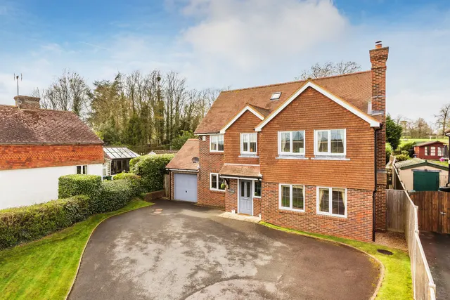 Loxwood Road, Rudgwick, RH12, photo 1