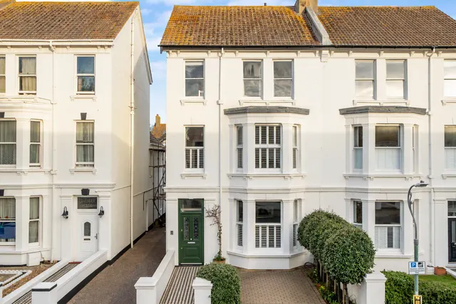 Walsingham Road, Hove, BN3, photo 1