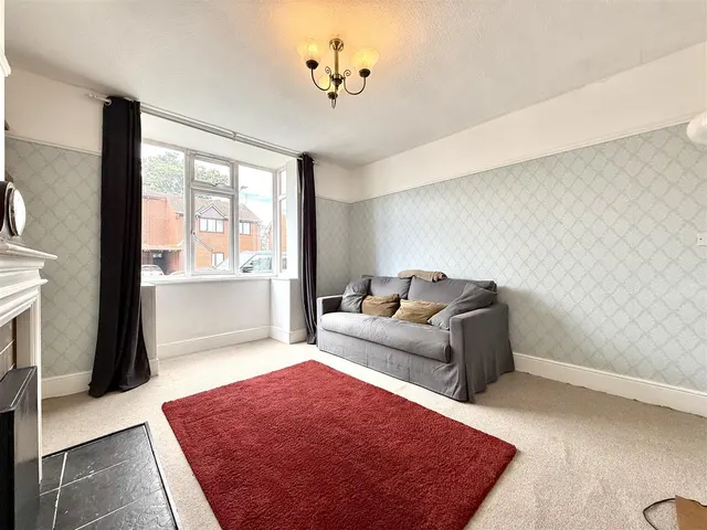 King Edward Road, Loughborough, photo 3