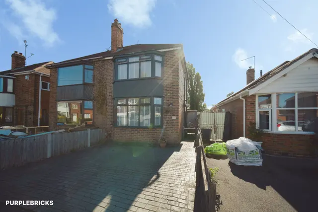 Rosedale Avenue, Alvaston, DE24, photo 1