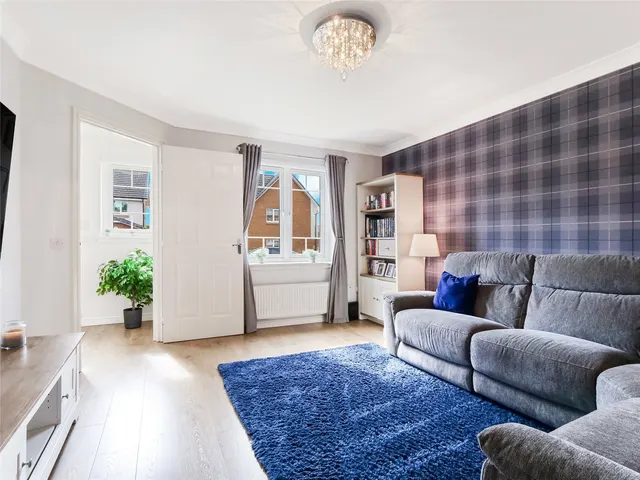Photo 2 — Jean Armour Drive, Annandale, Kilmarnock, East Ayrshire, KA1