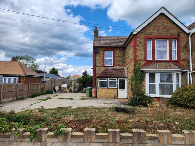 Minster Road, Minster On Sea, ME12, photo 1