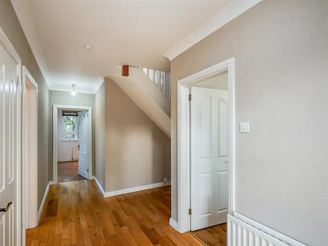Cairnshill Road, Belfast, BT8, photo 3