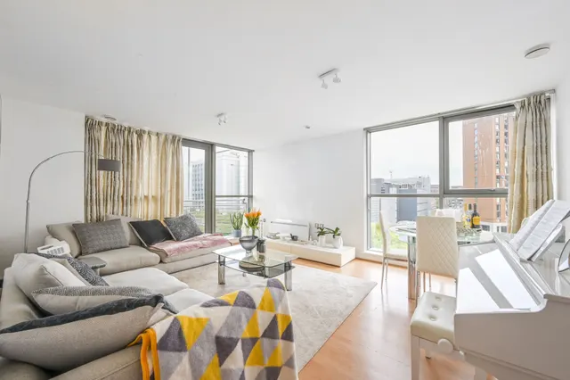 23 Switch House, 4 Blackwall Way, London, photo 1