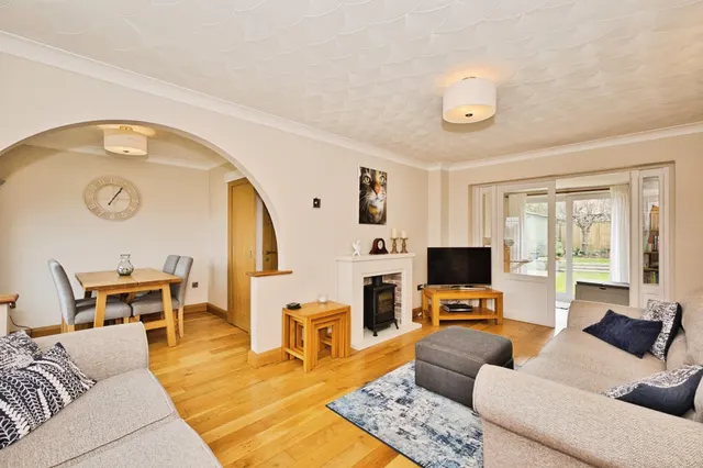 Photo 2 — Laburnum Crescent, Crewkerne