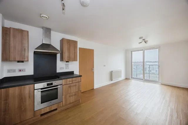 Fratton Way, Southsea, photo 1