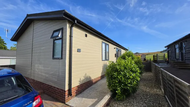 Plymouth, PL7, photo 2