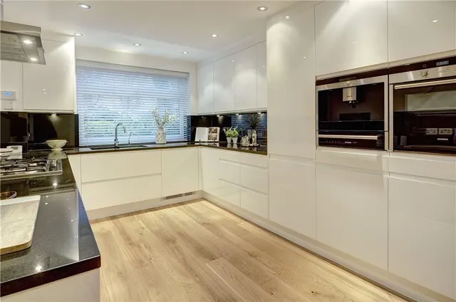 Queensmead, St. Johns Wood Park, NW8, photo 3