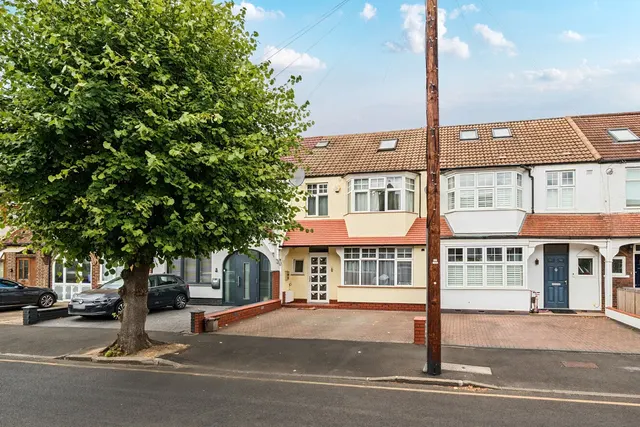 Firstway, London, SW20, photo 1