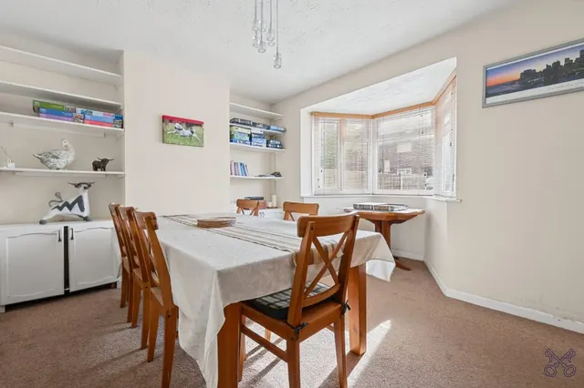 Burlingham Avenue, Evesham, WR11, photo 3