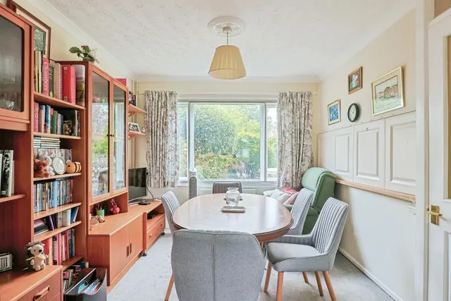 Nettleton Close, Canford Heath, BH17, photo 3