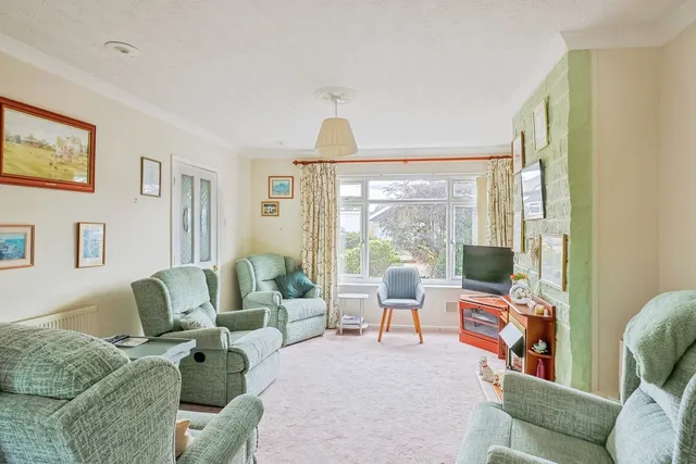 Nettleton Close, Canford Heath, BH17, photo 2