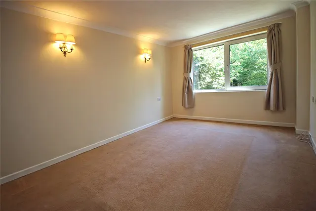 Mount Hermon Road, Woking, GU22, photo 2