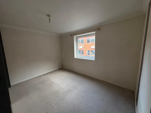 Exchange Street, Aylesbury, HP20, photo 2