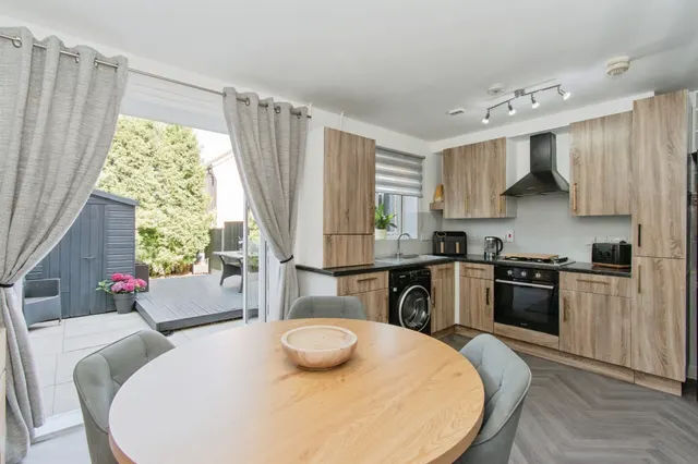 Photo 2 — Bluebell Mews, CASTLEFORD