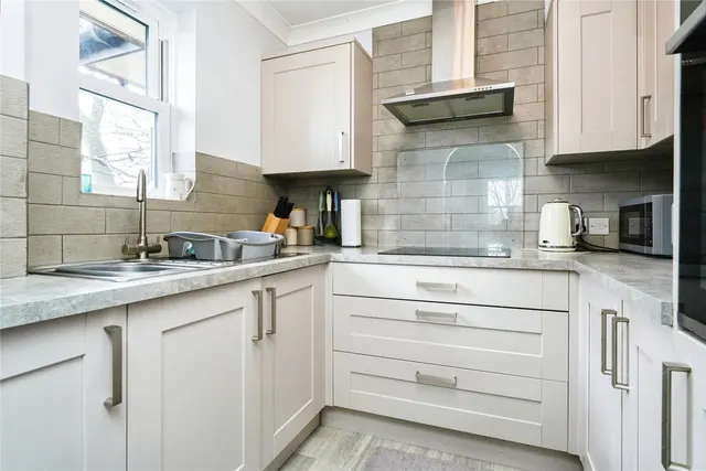 Homespring House, Cheltenham, GL52, photo 2