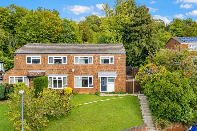Middlebrook Road, High Wycombe, HP13, photo 1