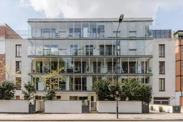 Abbey Road, St John's Wood, NW8, photo 3