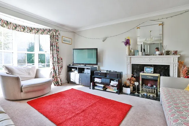 Palmerston Avenue, Christchurch, BH23, photo 2