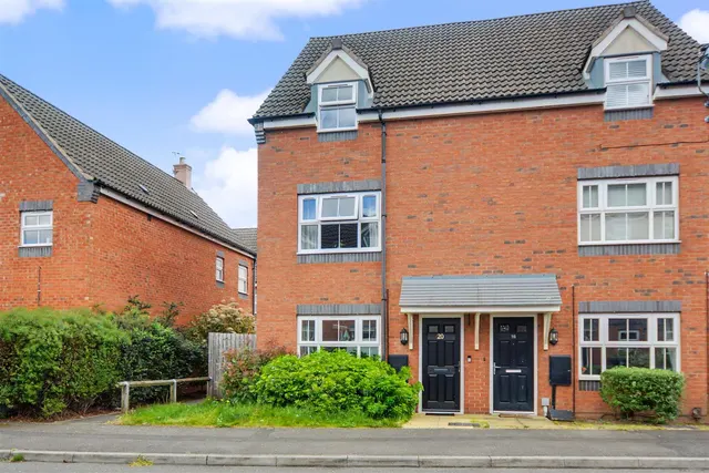 Gough Grove, Long Eaton, NG10, photo 1