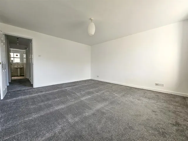 Photo 3 — Weavers Walk, Silsden, BD20 9PZ