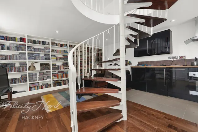 Killowen Road, London, E9, photo 2