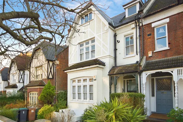 Cranley Gardens, London, N10, photo 1