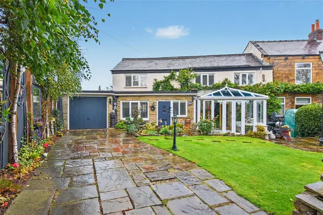 Baghill Road, Tingley, WF3, photo 1
