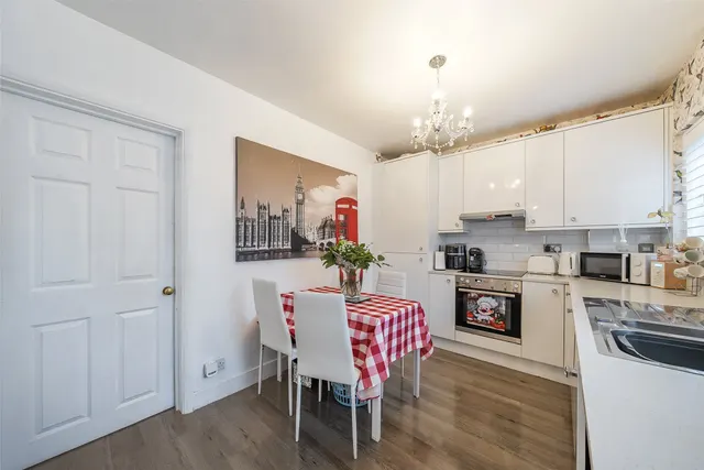 Photo 3 — New Close, London, SW19 2SZ