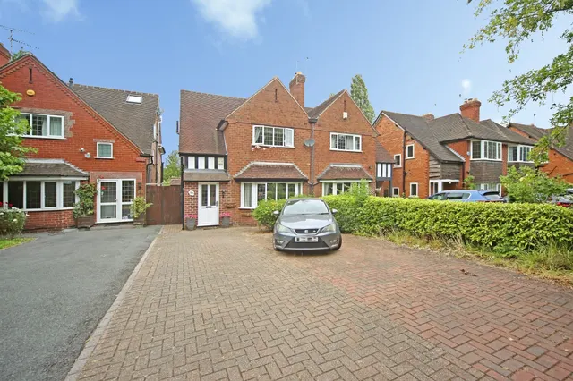 Kineton Green Road, Solihull, B92, photo 1