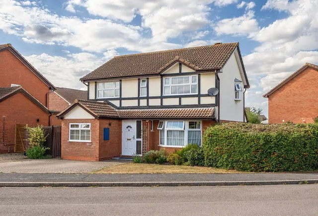 Meadow Lane, Gloucestershire, Up Hatherley, GL51 3NP, photo 1